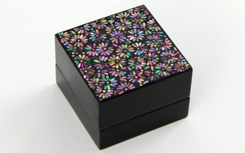 Mini Jewel Box Mother-of-Pearl Crafts Experience