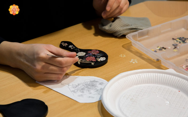 mother of pearl making mirror