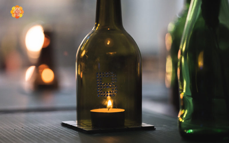 upcycling bottle candle dark